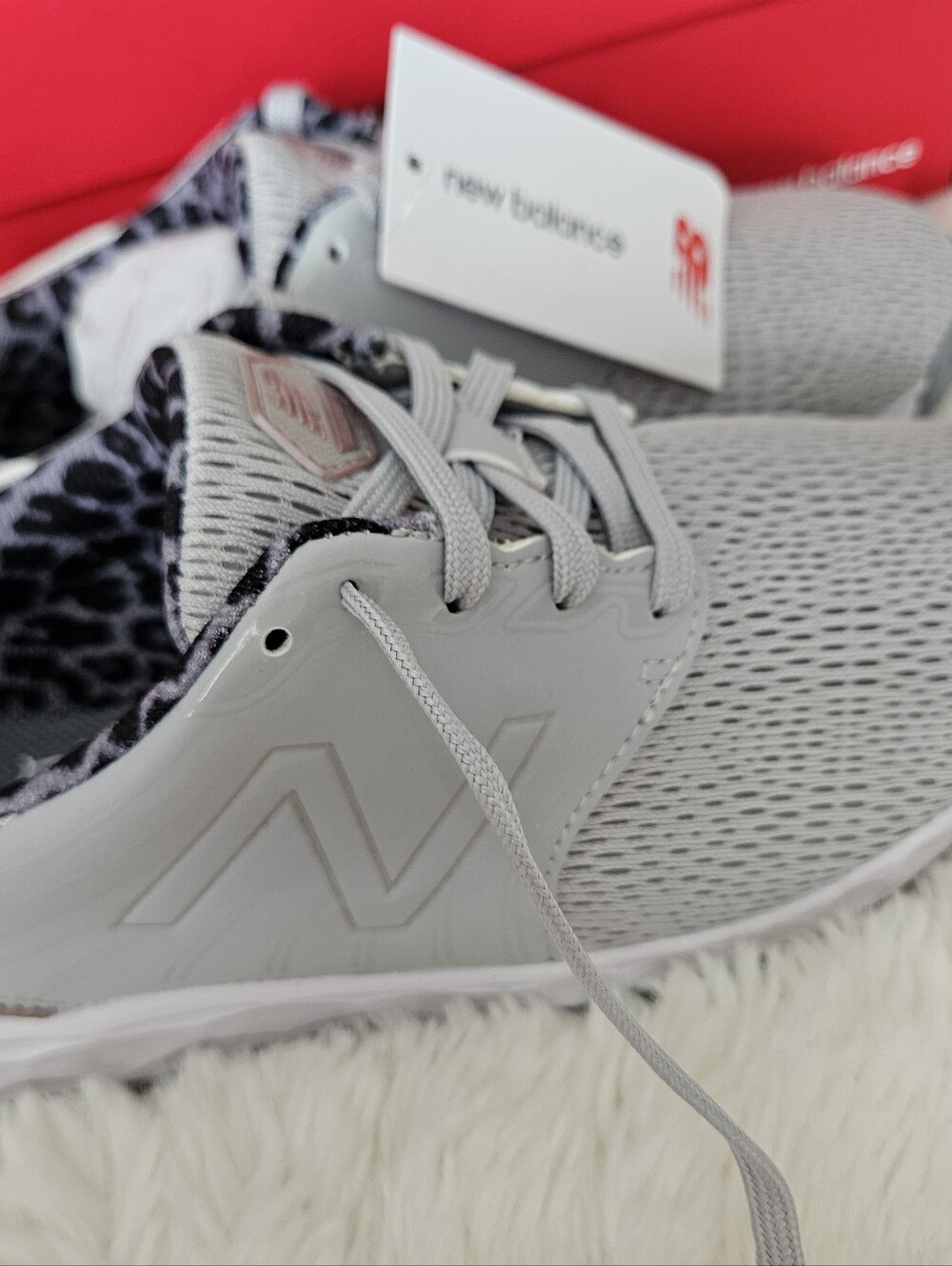 New In Box New Balance Womens Fresh Foam Breathe Golf Shoes - Light Grey Sz 6 - Picture 7 of 13